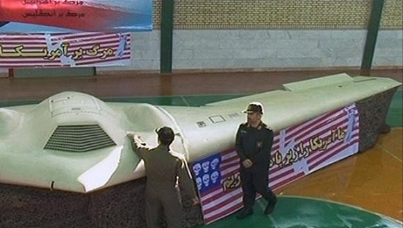 Iran triển khai máy bay không người lái quanh Eo biển Hormuz ảnh 1