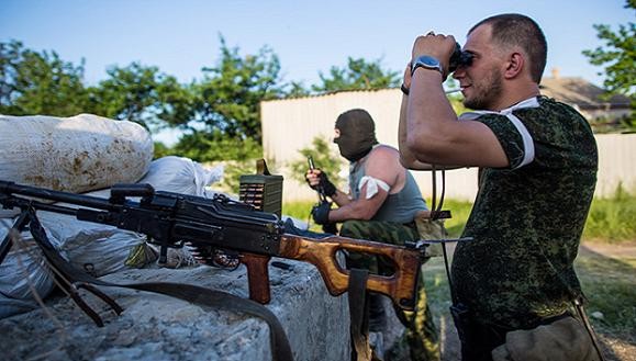 Tự vệ Slavyansk xóa sổ một khẩu đội pháo của quân đội Ukraine ảnh 1