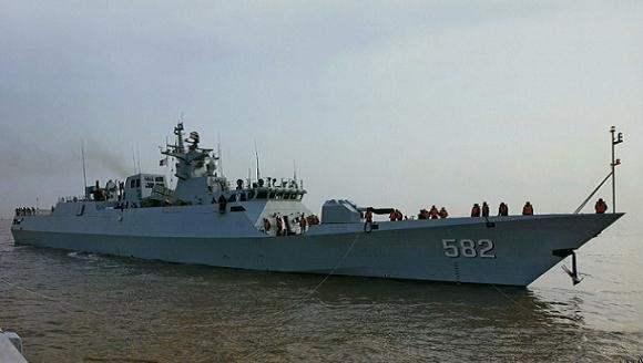 Trung Quốc liên tiếp hạ thủy và biên chế tàu chiến ảnh 1