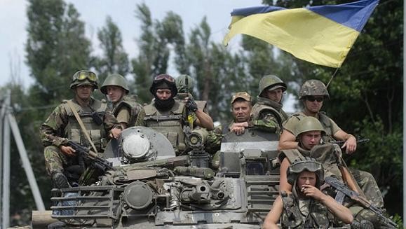 12 lính Ukraine giương cờ trắng, chạy sang Nga xin tị nạn ảnh 1