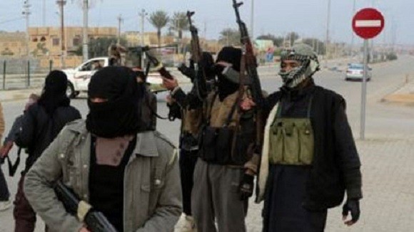 Phiến quân bắt cóc một công dân Pháp, yêu cầu ngừng không kích IS ở Iraq ảnh 1