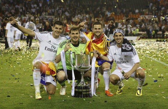 Chùm ảnh: Real Madrid mở đại tiệc đón Cúp Nhà Vua ảnh 12