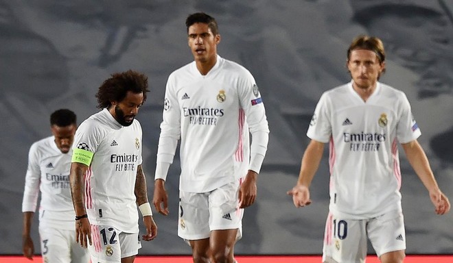 Thua sốc ở Champions League, Real Madrid lập kỷ lục buồn ảnh 1