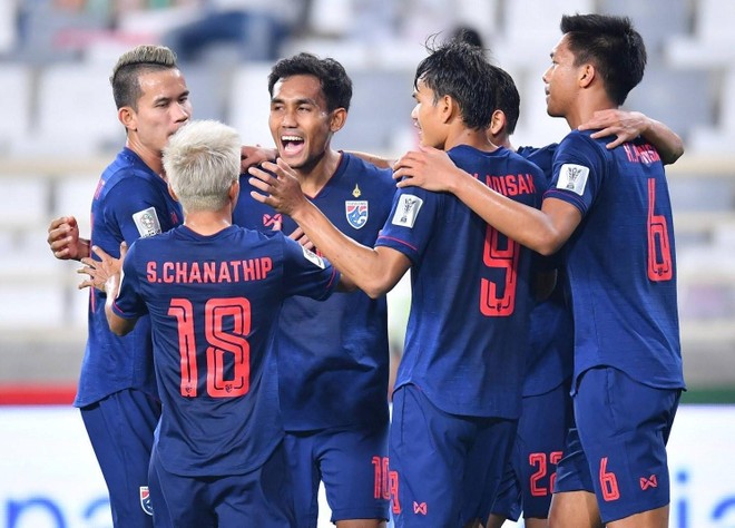 ĐT Thái Lan công bố đội hình cực mạnh dự AFF Cup 2020 ảnh 1