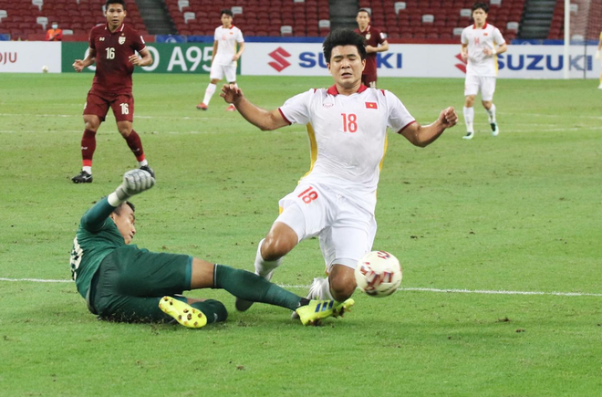 Tiền đạo tuyển Việt Nam chấn thương, lỡ trận gặp Trung Quốc ảnh 1