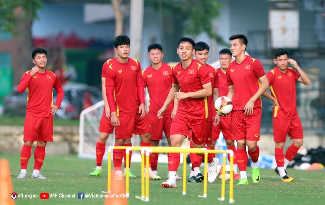 U23 Việt Nam tự tin tranh ngôi đầu bảng của Myanmar ảnh 1