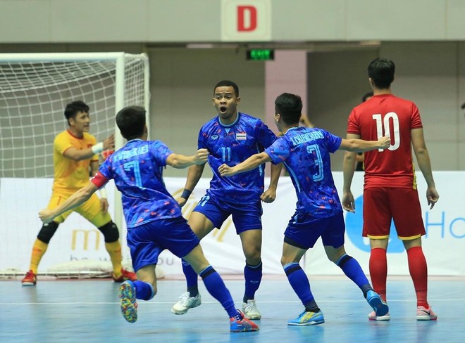 Futsal Việt Nam thua Thái Lan 0-2 trong trận tranh HCV ảnh 1