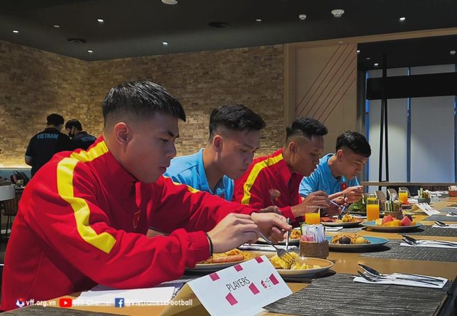 U23 Việt Nam có bếp ăn đặc biệt khi sang UAE ảnh 2