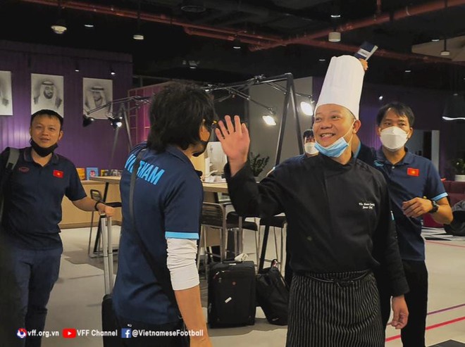 U23 Việt Nam có bếp ăn đặc biệt khi sang UAE ảnh 1