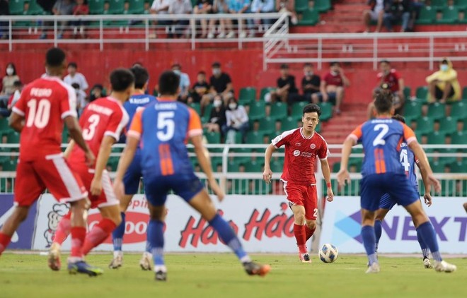 Viettel FC vào bán kết sau màn 'hủy diệt' đại diện Singapore ảnh 1