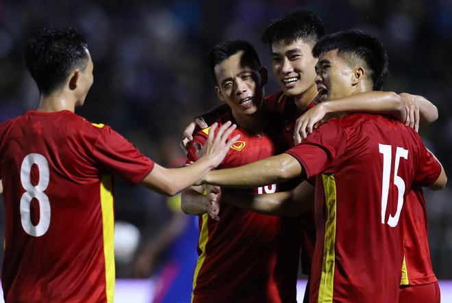 Bảng xếp hạng FIFA: Việt Nam thăng tiến, Thái Lan lùi sâu ảnh 1