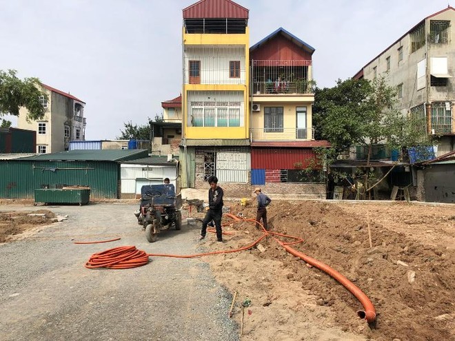 Đấu giá đất xen kẹt tại Thanh Trì: Vì sao huyện phải vội vàng khi hạ tầng còn dang dở? ảnh 2