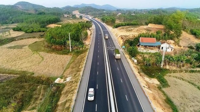 Làm rõ sự cần thiết đầu tư dự án cao tốc Sơn La- Điện Biên- cửa khẩu Tây Trang ảnh 1