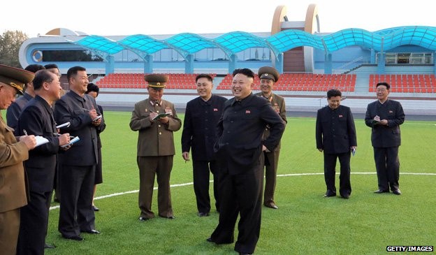 Bí ẩn những người luôn ghi chép tỉ mỉ xung quanh Chủ tịch Kim Jong-un? ảnh 4