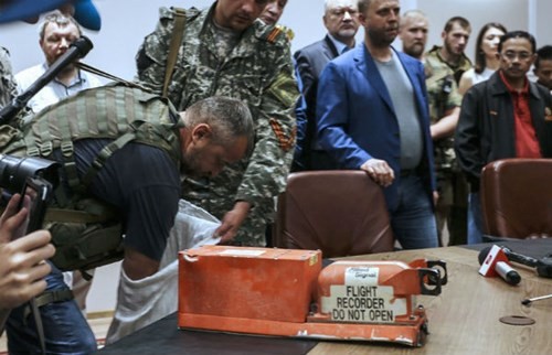 Nga kêu gọi mở rộng điều tra vụ MH17 bị bắn rơi ảnh 1