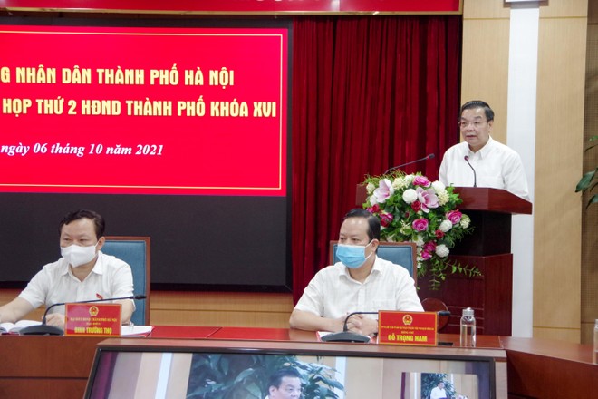 Chủ tịch Hà Nội trả lời cử tri về lộ trình mở cửa lại đường sắt, hàng không, thời gian học sinh đi học lại ảnh 1