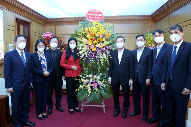 Chủ tịch Hà Nội chúc mừng Ủy ban MTTQ Việt Nam TP nhân 91 năm ngày truyền thống ảnh 1