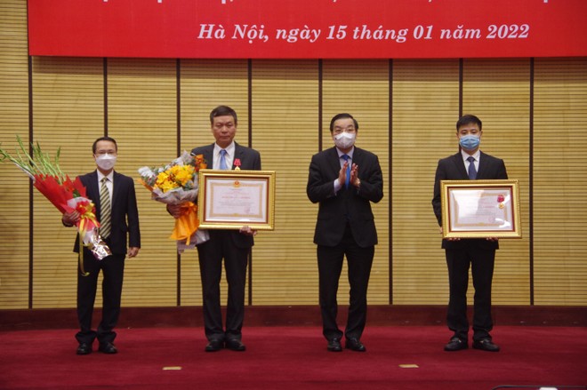 Chủ tịch Hà Nội yêu cầu "tốc độ, chất lượng" với công tác tham mưu ở Văn phòng UBND TP ảnh 2