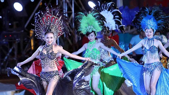 Carnaval Hạ Long 2014 rực rỡ sắc màu ảnh 5