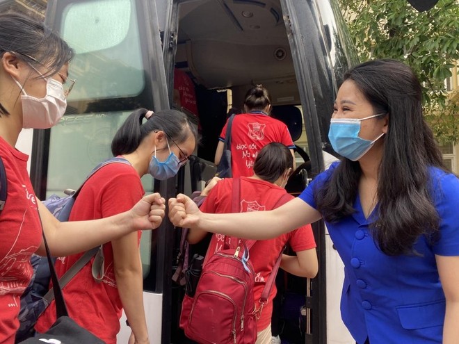 Gần 18.000 thanh niên tình nguyện hỗ trợ Hà Nội 7 ngày cao điểm bóc tách F0 ảnh 1