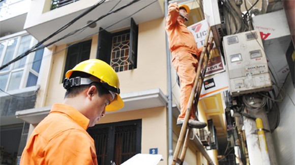 “Thả” giá điện, người tiêu dùng sẽ thiệt ảnh 1