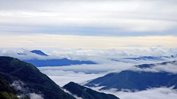 Y Tý mùa “săn” mây ảnh 1