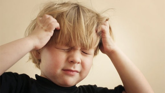 Chứng đau đầu ở trẻ - chớ nên xem thường ảnh 1