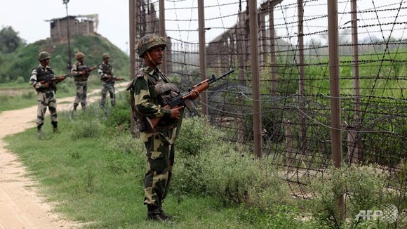 Ấn Độ - Pakistan tiếp tục căng thẳng tại Kashmir ảnh 1