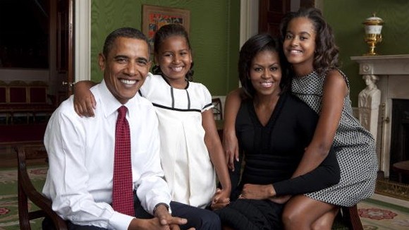 Những cô con gái nhà Obama ảnh 1