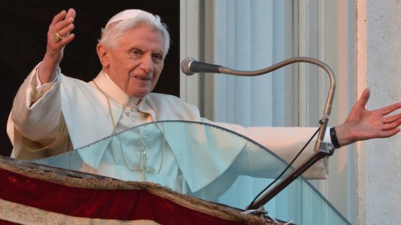 Giáo hoàng Benedict XVI chính thức từ nhiệm ảnh 1