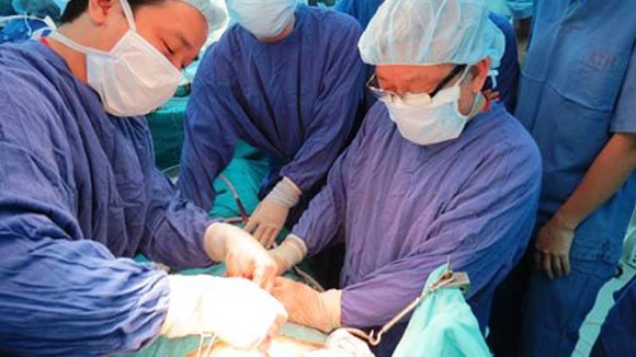 Buôn bán trái phép nội tạng người: Những diễn biến xấu trên thị trường đen ảnh 1