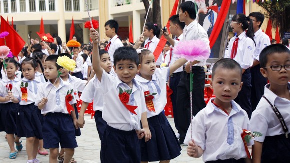 Lo cho trẻ vào lớp 1 ảnh 1