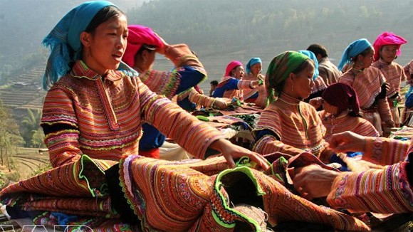 Chợ trâu Cán Cấu ảnh 1
