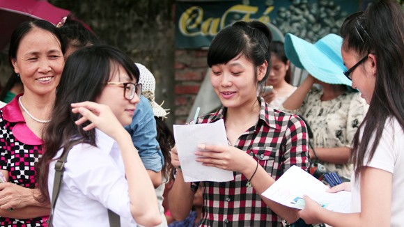 Cần giảm áp lực thi cử ảnh 1