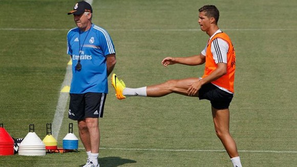 PSG chưa buông Ronaldo ảnh 1