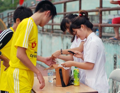 Tưng bừng ngày khai mạc ảnh 4