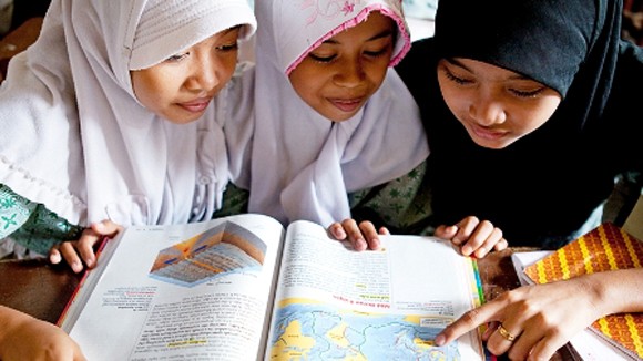 Indonesia miễn thuế nhập khẩu sách khoa học ảnh 1