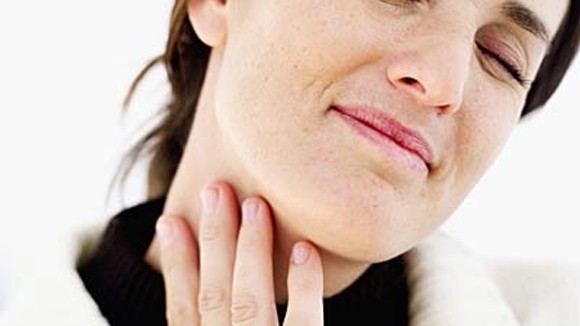 9 cách giảm đau họng hiệu quả ảnh 1
