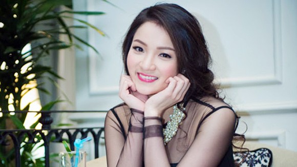 “Hot girl” Thủy Top: Cú “lột xác” ngoạn mục ảnh 1