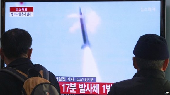 Triều Tiên phóng thử 16 tên lửa tầm ngắn ảnh 1