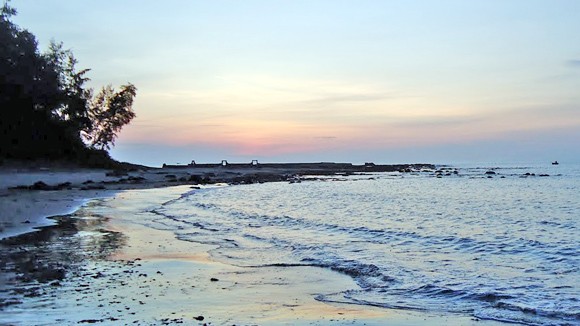 Thiên đường biển ở nơi cát trắng, gió Lào ảnh 1