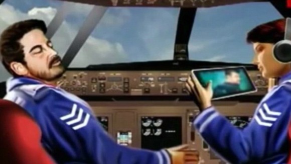 Boeing 777 rơi tự do 1.500m khi cơ trưởng ngủ ảnh 1
