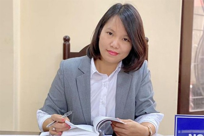 Con vay tiền cá độ bóng đá, bố mẹ có phải trả nợ thay? ảnh 1