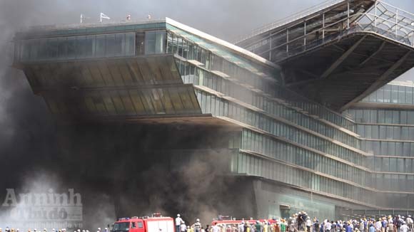 Cháy công trình xây dựng khách sạn 5 sao JW Marriott Ha Noi ảnh 1
