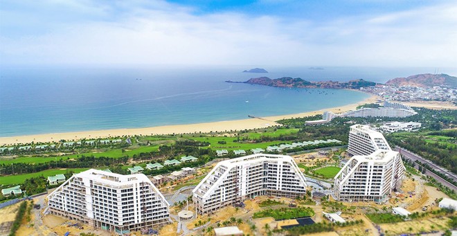Có gì đặc biệt trong khách sạn lớn nhất Việt Nam đang chuẩn bị khánh thành tại Quy Nhơn? ảnh 1