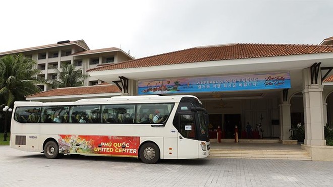 Đoàn du khách quốc tế hộ chiếu vaccine đầu tiên của Việt Nam đã đến Phú Quốc United Center ảnh 3
