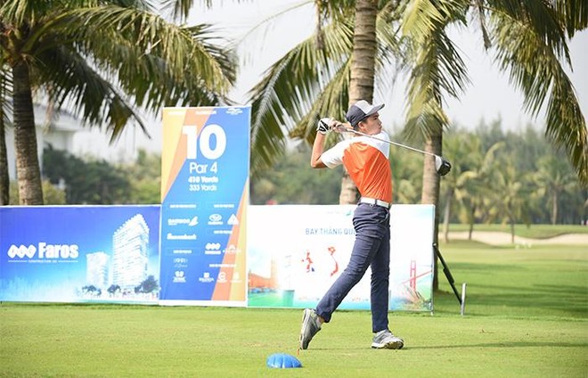Golfer 17 tuổi Nguyễn Quang Trí giành cúp vô địch giải FLC Faros Golf Tournament 2021 ảnh 3