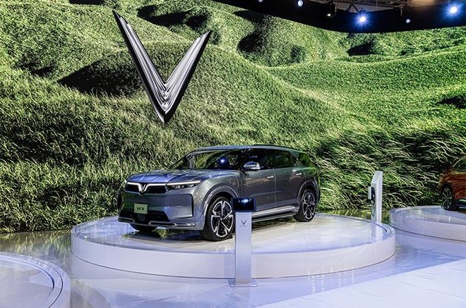 VinFast công bố dừng sản xuất xe xăng, chuyển hẳn sang sản xuất xe thuần điện từ cuối năm 2022 ảnh 5