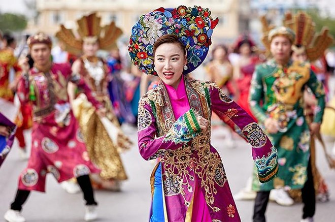 Ấn tượng ‘bữa tiệc màu sắc’ tại Lễ hội Carnival Sầm Sơn 2022 do Sun Group tổ chức ảnh 5