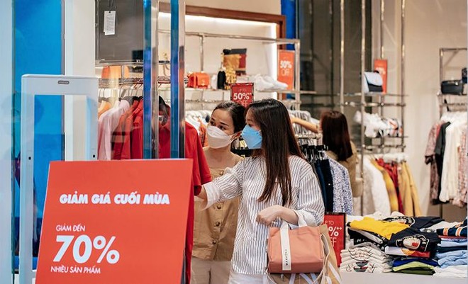 Vincom Red Sale 2022: Mùa mua sắm ‘hàng hiệu giá hời’ lớn nhất mùa hè ảnh 1
